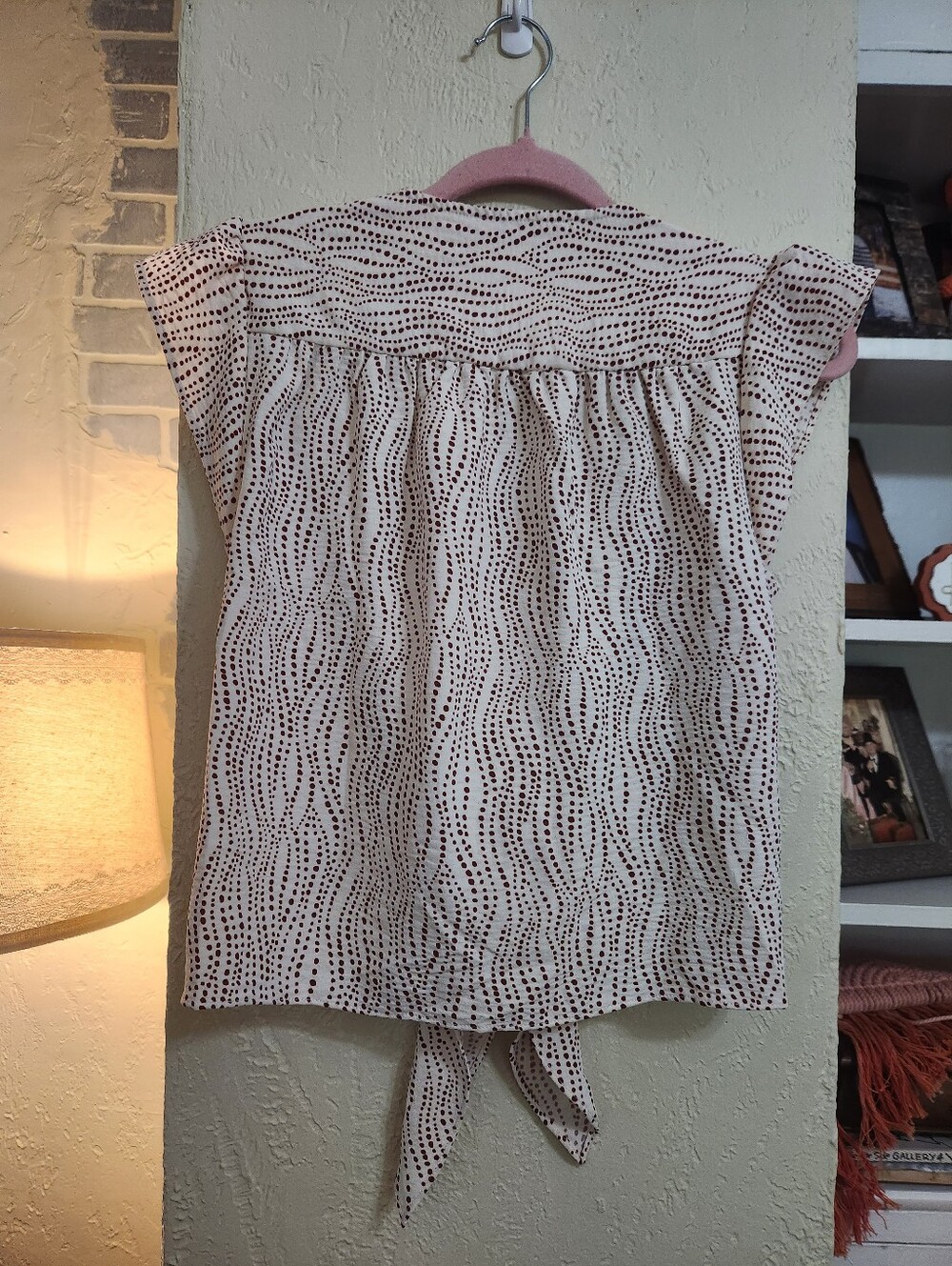 C By One Collective Ivory and Brown Dot-Print Tie-Front Blouse Size Xsmall P2p19 - Picture 2 of 7